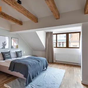 Schoenhouse Avenue - Digital Access , Berlin Germany